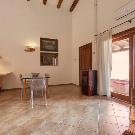 Ferienhaus Marina Di