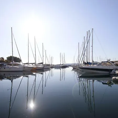 Marina Di